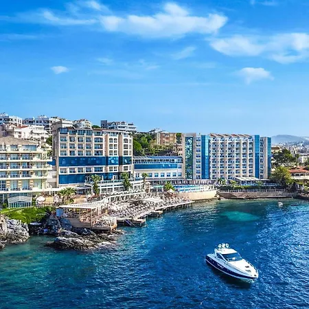 Charisma De Luxe Hotel-2